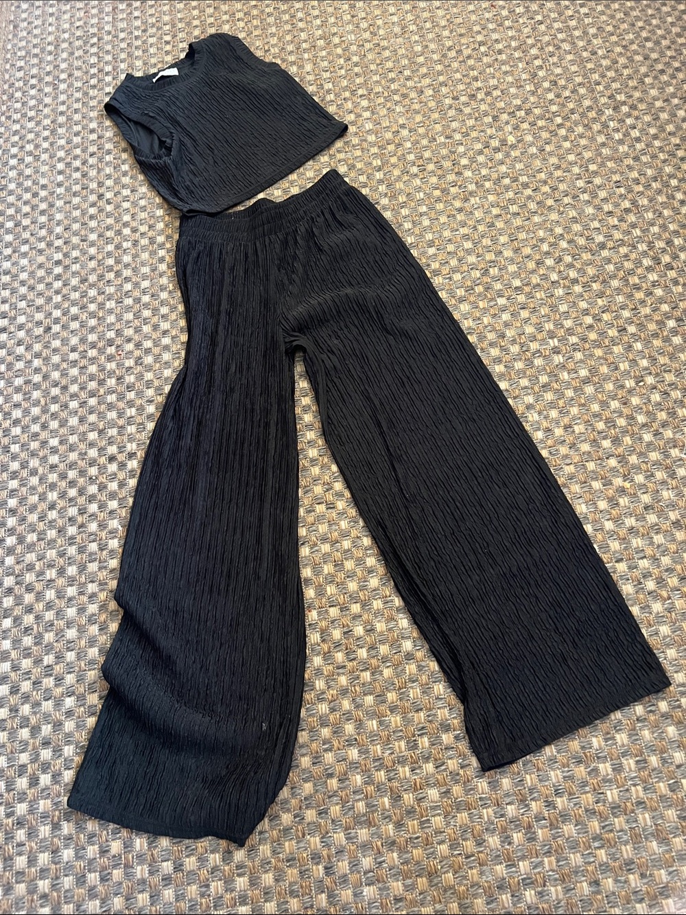Black Wide-Leg Pleated Pants and Crop Top Set large